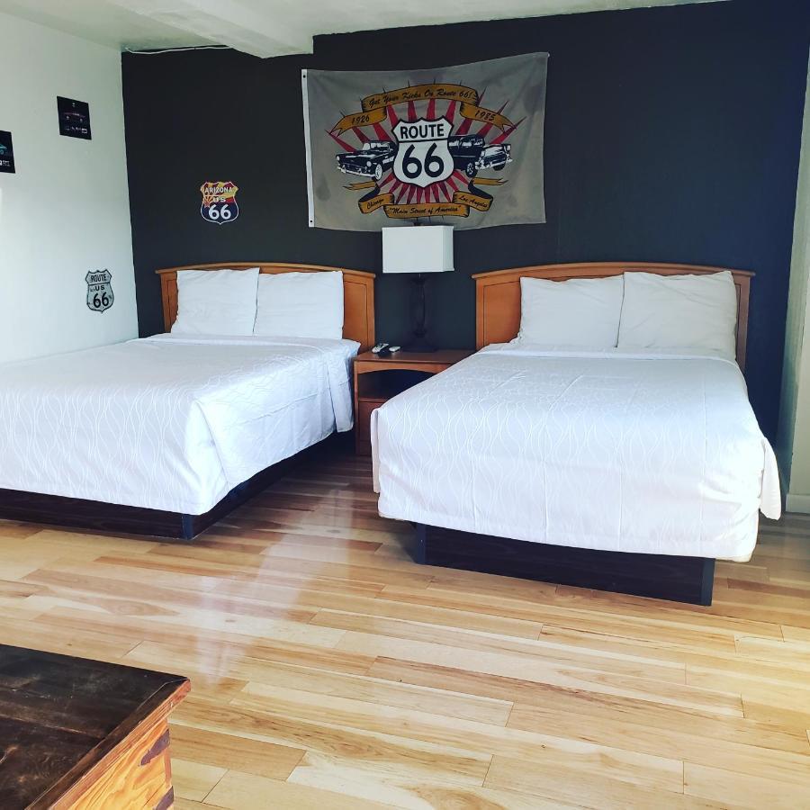 Deluxe Inn Seligman Kültér fotó