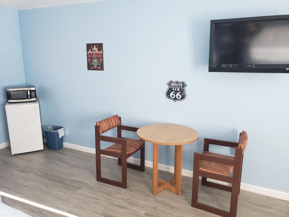 Deluxe Inn Seligman Kültér fotó