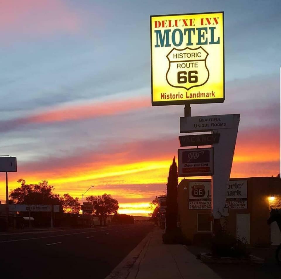 Deluxe Inn Seligman Kültér fotó