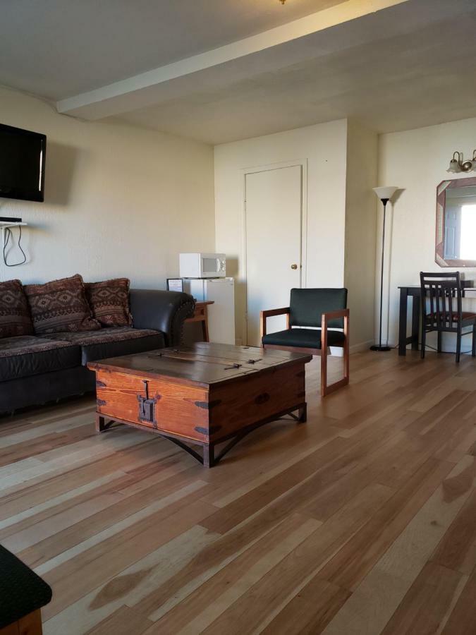 Deluxe Inn Seligman Kültér fotó