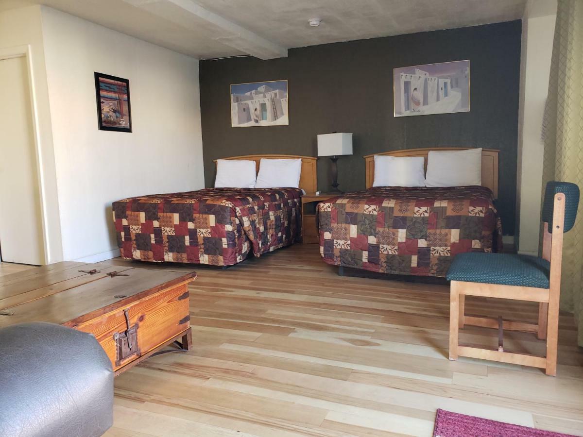 Deluxe Inn Seligman Kültér fotó